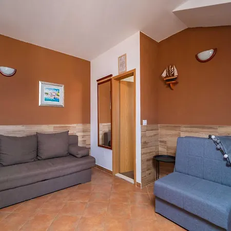Senjo - One Bedroom With Balcony With Sea View 1 Apartment