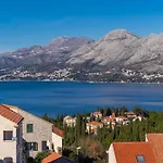 Senjo - One Bedroom With Balcony With Sea View 1 *